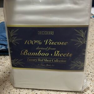 NWT Bamboo White Queen Sheet Set